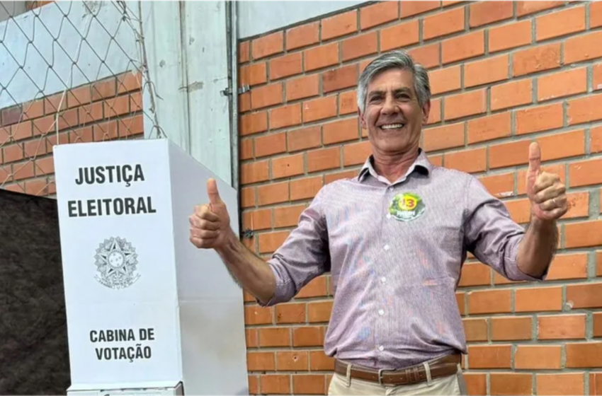  Fernando Marroni (PT) é eleito prefeito de Pelotas (RS)